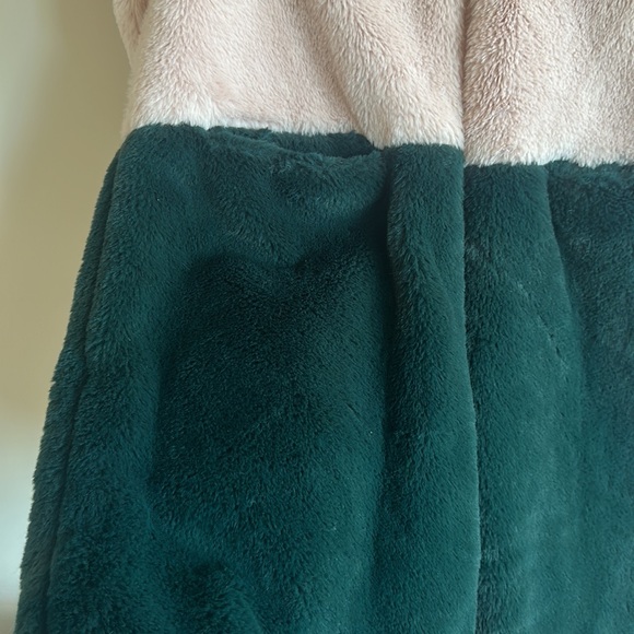 Angeleye, faux fur coat, size Small - Picture 2 of 3